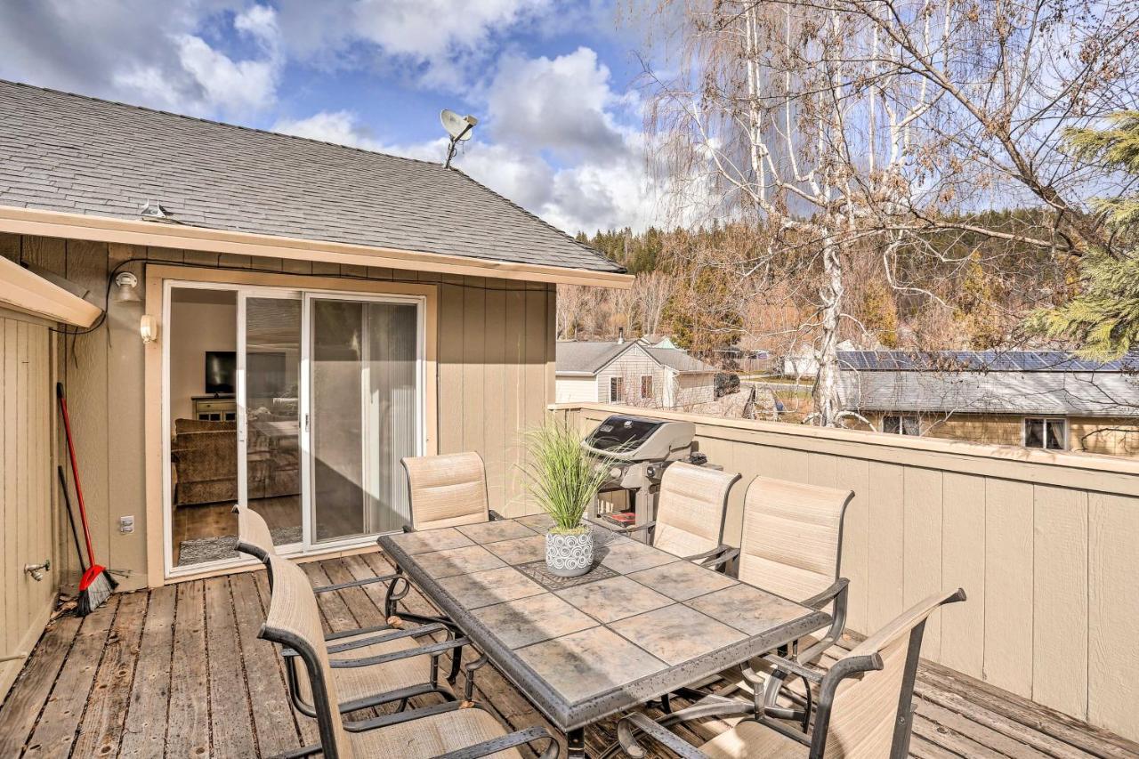 Mount Shasta Escape With Balcony About Walk To Dtwn Villa Exterior foto